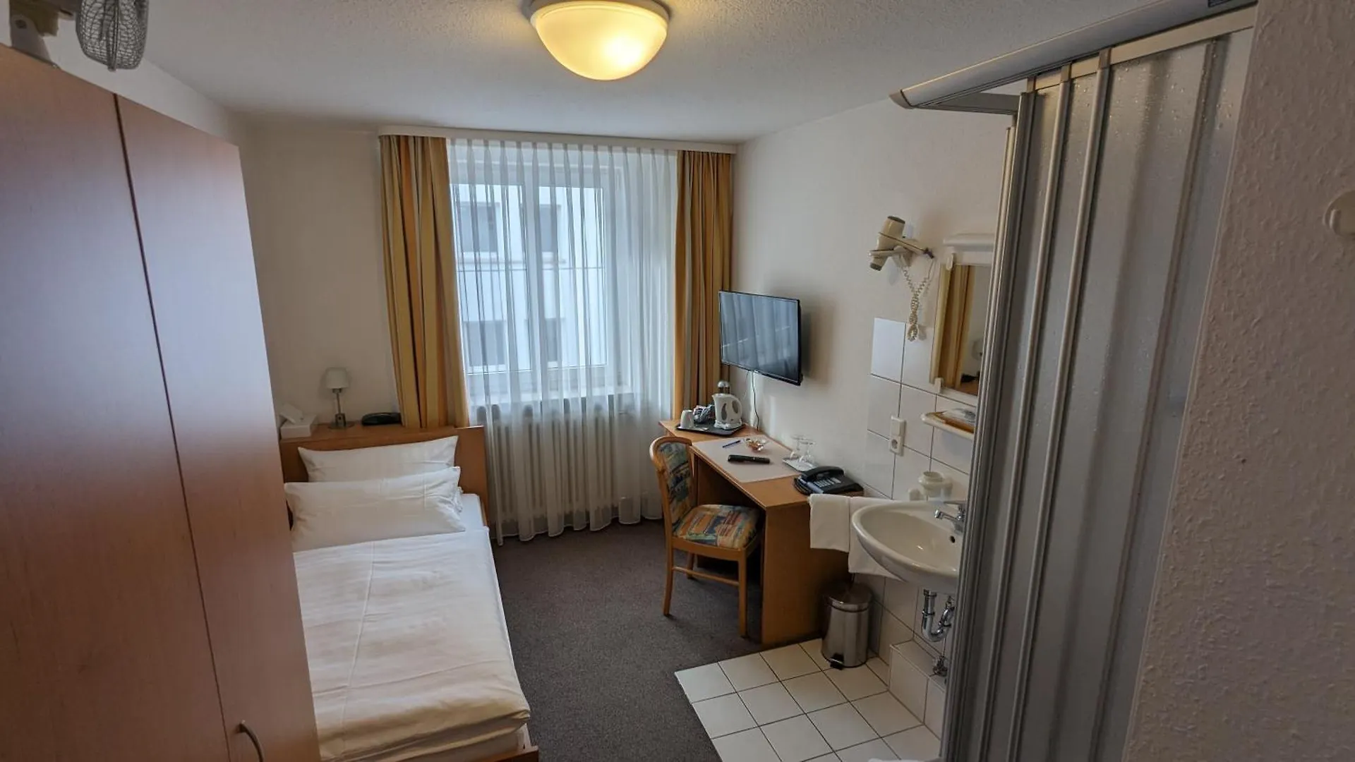 Gaestehaus Ziegler Stuttgart 3*,